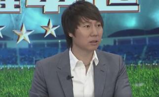 白袜男生踩脸