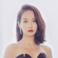 衣服湿透的女人